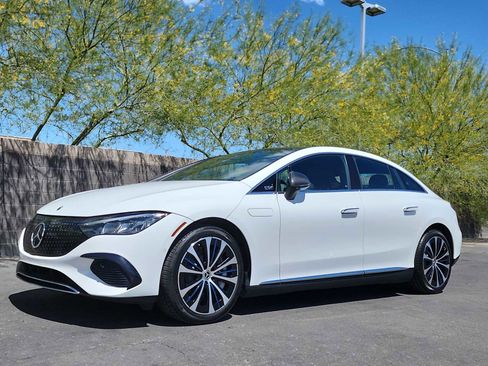 Used 2023 Mercedes-Benz EQE 350+ 4MATIC Sedan image 5