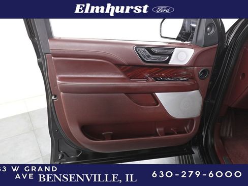 Used 2021 Lincoln Navigator Black Label image 8