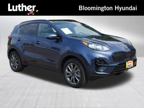 Used 2021 Kia Sportage S w/ S AWD Premium Package image 1