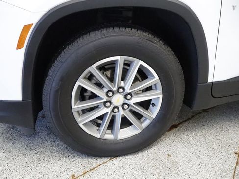 Used 2022 Chevrolet Traverse LT AWD/4WD image 14