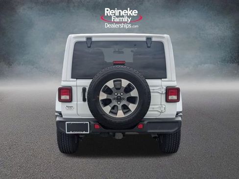 Used 2021 Jeep Wrangler Unlimited Sahara w/ Dual Top Group AWD/4WD image 6