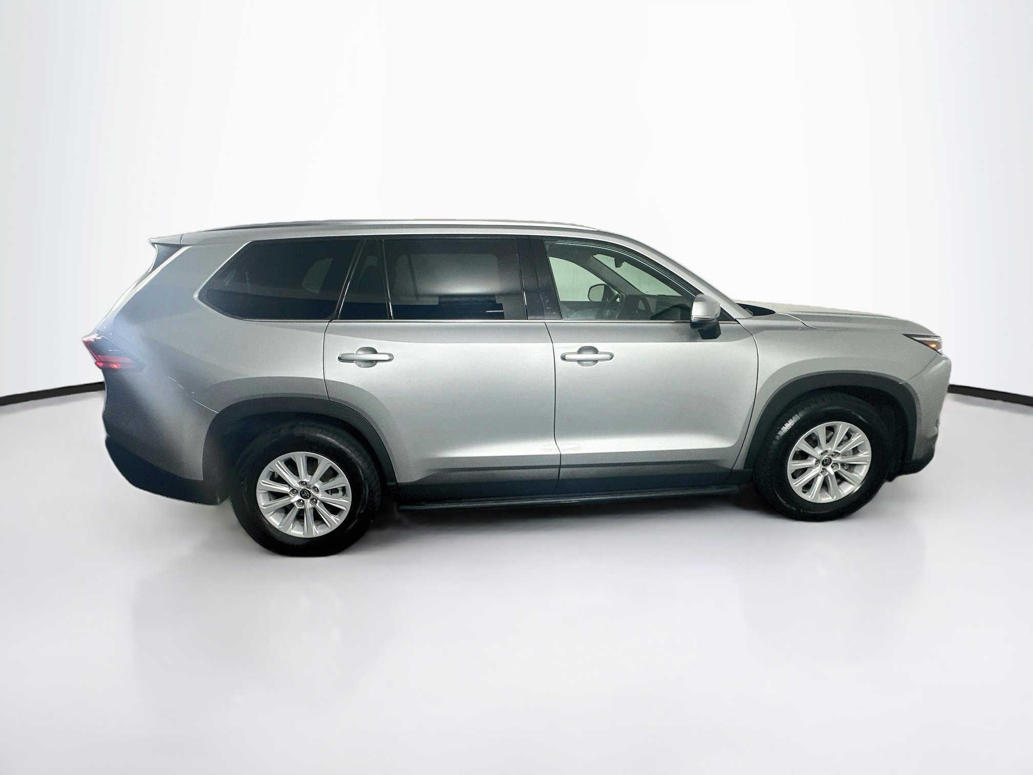 Used 2024 Toyota Grand Highlander FWD image 10