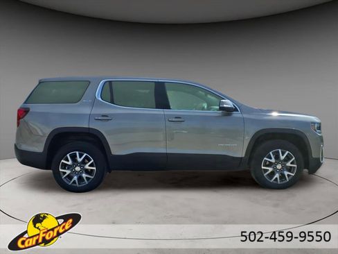 Used 2023 GMC Acadia SLE image 10