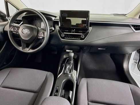 Certified 2025 Toyota Corolla LE image 25