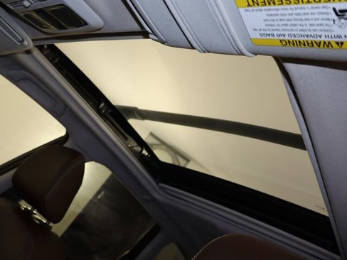 Used 2017 Subaru Forester 2.5i Touring image 24