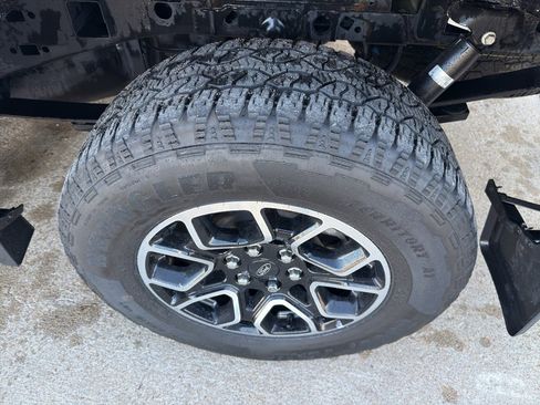 Used 2022 Ford F150 XLT w/ Equipment Group 302A High image 9