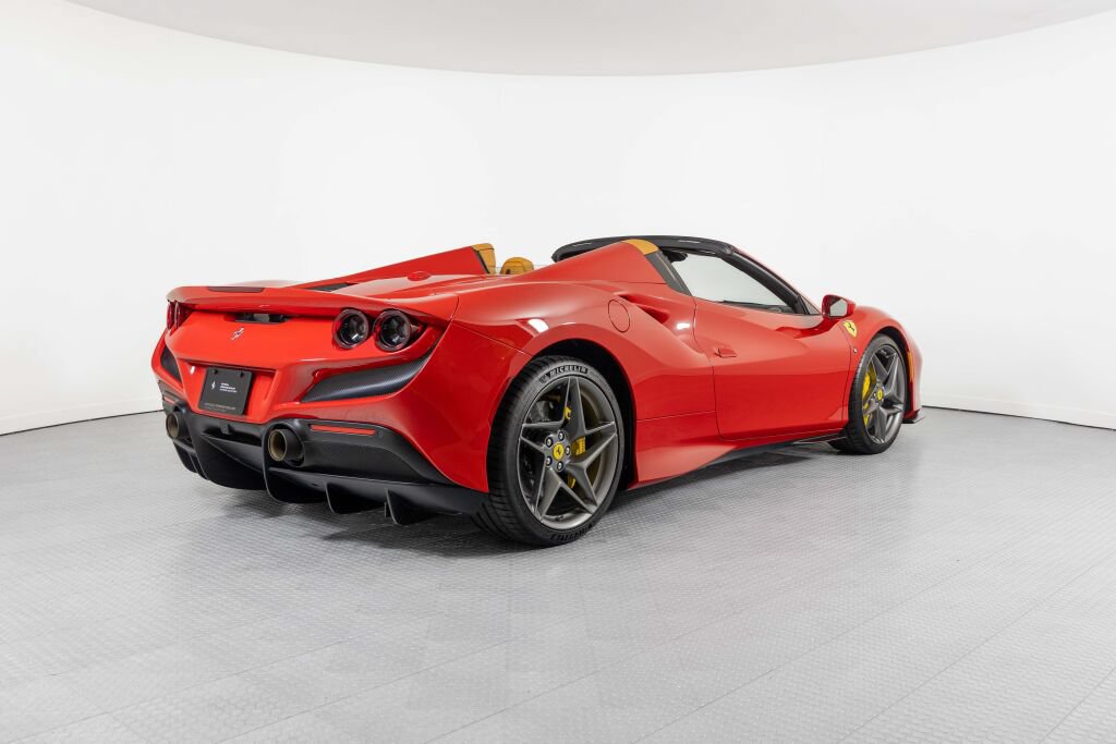 Used 2022 Ferrari F8 Tributo RWD image 24
