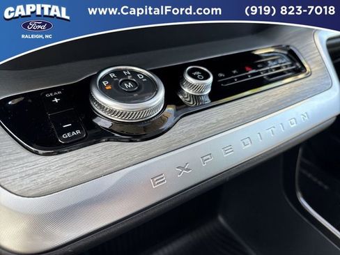 Certified 2025 Ford Expedition Max Platinum AWD/4WD image 30