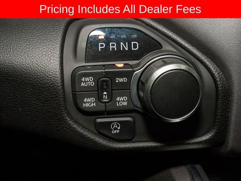 Used 2025 RAM 1500 Big Horn AWD/4WD image 16