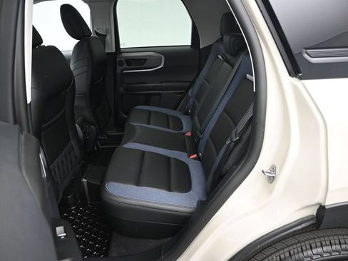 Used 2025 Ford Bronco Sport Outer Banks w/ Outer Banks Tech Package+ AWD/4WD image 11