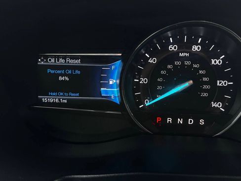 Used 2016 Ford Explorer Limited image 19