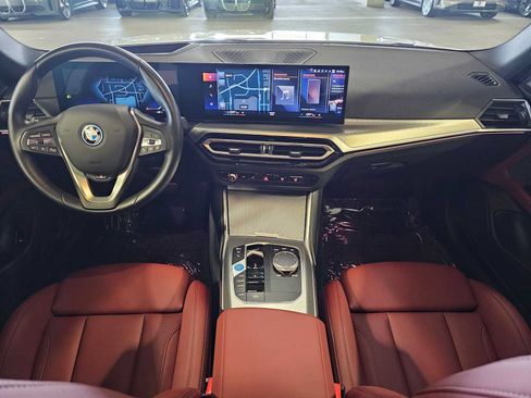 Used 2023 BMW i4 eDrive35 w/ Premium Package RWD image 10