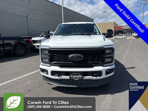 Used 2026 Ford F350 Lariat w/ Black Appearance Package AWD/4WD image 3