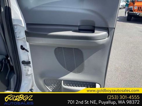 Used 2003 Ford F250 2WD SuperCab Super Duty image 16