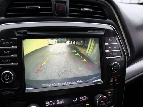 Used 2018 Nissan Maxima 3.5 SV FWD image 25