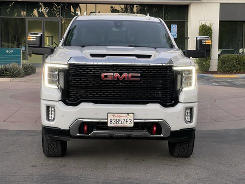 Used 2021 GMC Sierra 2500 Denali w/ Denali Ultimate Package image 2