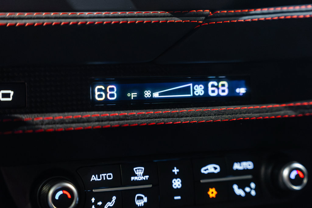 Certified 2021 Ferrari F8 Tributo RWD image 35