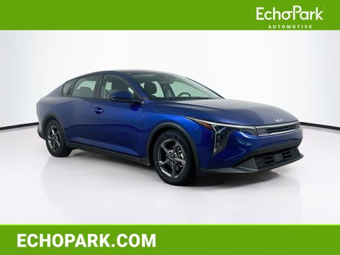 Used 2025 Kia K4 FWD image 1