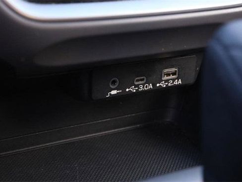 Used 2024 Subaru Crosstrek 2.0i Premium image 20