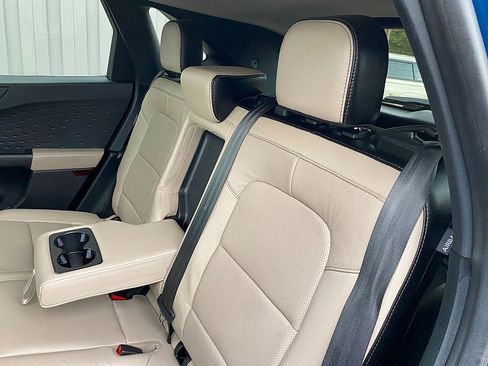 Used 2020 Ford Escape Titanium w/ Titanium Premium Package 2.0 image 32