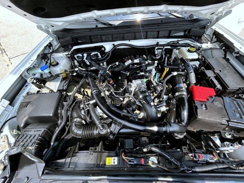 Used 2022 Ford Bronco Outer Banks AWD/4WD image 24