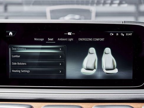 Used 2025 Mercedes-Benz Maybach GLS 600 4MATIC image 88