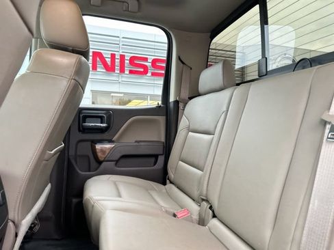 Used 2016 GMC Sierra 2500 SLT w/ Driver Alert Package AWD/4WD image 19