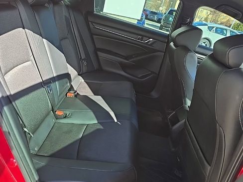 Used 2020 Honda Accord Sport image 11