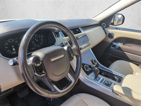 Used 2018 Land Rover Range Rover Sport HSE image 9