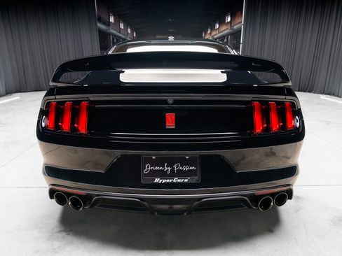 Used 2016 Ford Mustang Shelby GT350R w/ GT350R Equipment Group 920A RWD image 39