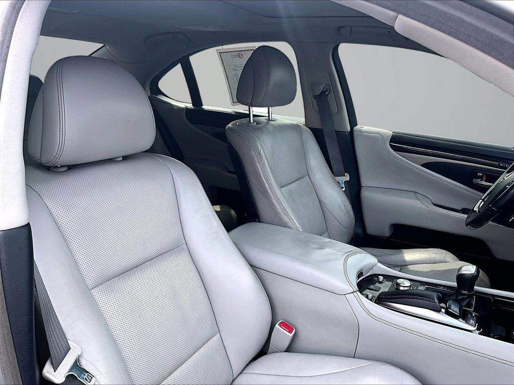 Used 2014 Lexus LS 460 AWD w/ Comfort Package image 7
