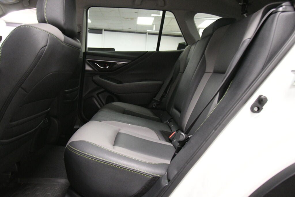 Used 2023 Subaru Outback Onyx Edition AWD/4WD image 19