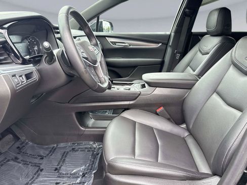Used 2023 Cadillac XT5 Luxury FWD image 22