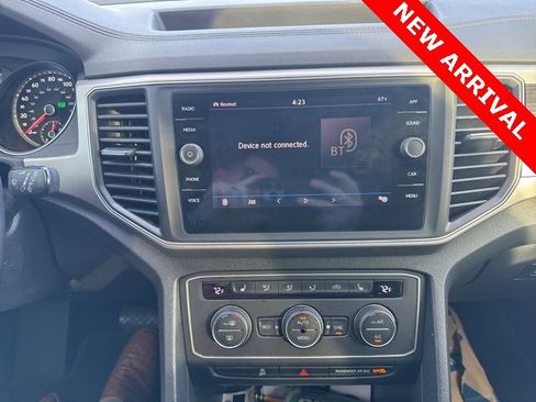 Used 2019 Volkswagen Atlas SE image 16