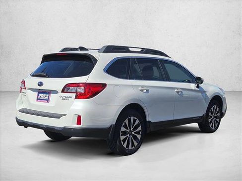 Used 2017 Subaru Outback 2.5i Limited image 4