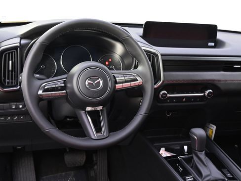 Used 2025 MAZDA CX-50 2.5 Hybrid w/ Premium Plus Pkg image 12