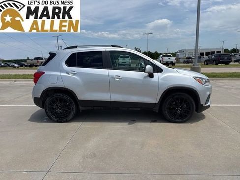 Used 2022 Chevrolet Trax LT w/ Sport Edition AWD/4WD image 6
