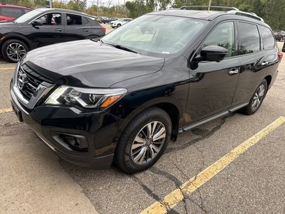 Used 2020 Nissan Pathfinder SL w/ Cargo Package
