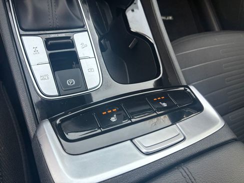 Used 2022 Hyundai Santa Cruz SEL image 25