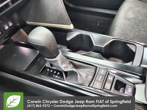 Used 2025 Toyota Camry LE image 29