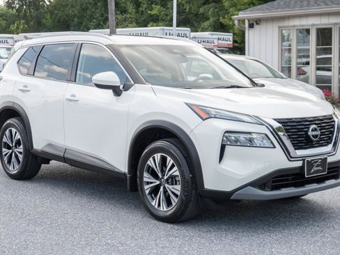 Used 2023 Nissan Rogue SV w/ SV Premium B Package AWD/4WD image 5