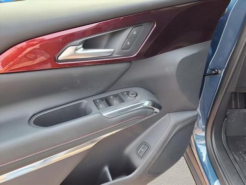 New 2026 Chevrolet Traverse Z71 w/ Driver Confidence Package image 17