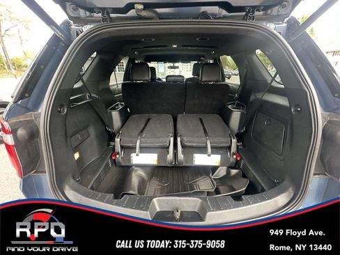 Used 2019 Ford Explorer XLT w/ Equipment Group 202A AWD/4WD image 26