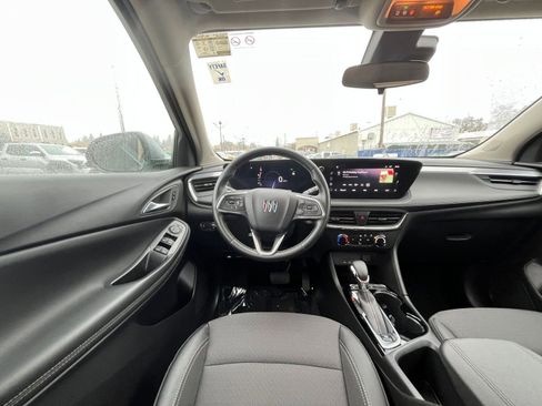 Used 2025 Buick Encore GX Preferred image 32
