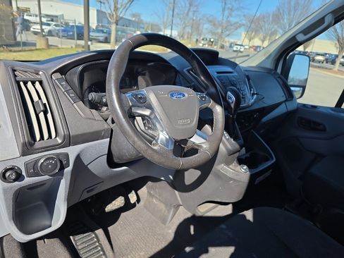 Used 2019 Ford Transit 150 XLT image 15