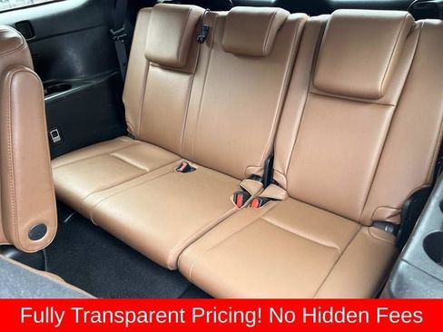 Used 2019 Toyota Highlander Limited Platinum AWD/4WD image 19