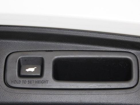 Used 2024 Honda CR-V EX-L image 49