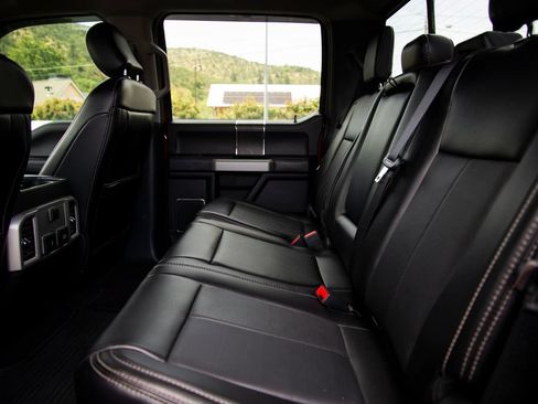 Used 2020 Ford F250 Lariat w/ Lariat Ultimate Package AWD/4WD image 13