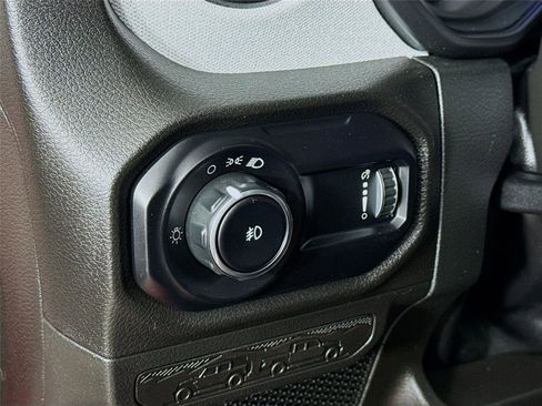 Used 2025 Jeep Wrangler Sport image 11