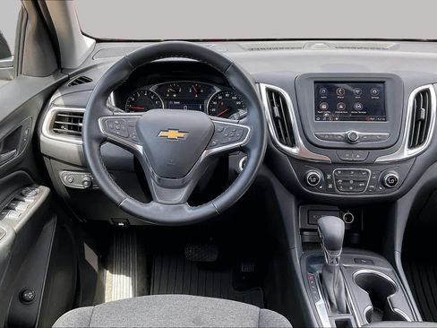 Used 2024 Chevrolet Equinox LT FWD image 7
